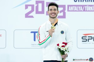 podium ph simone ferraro sfa08829 copia